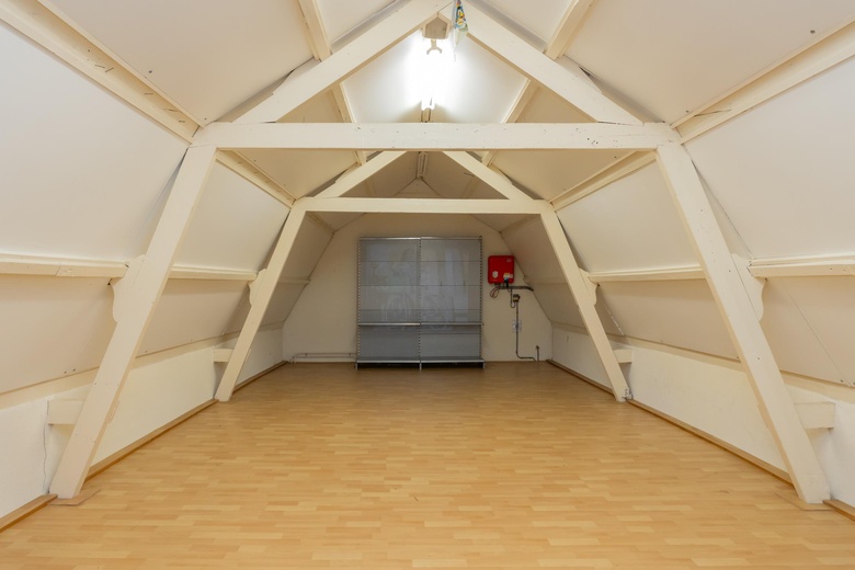 WinkelruimteaanHoofdstraat 144<br/> inSassenheim