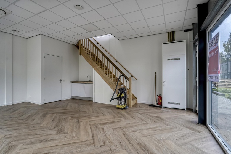 KantoorruimteaanFloris Versterlaan 60 B<br/> inLeiden