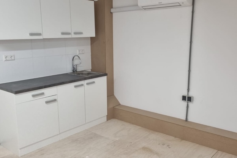 BedrijfsruimteaanOvervliet 24<br/> inUtrecht