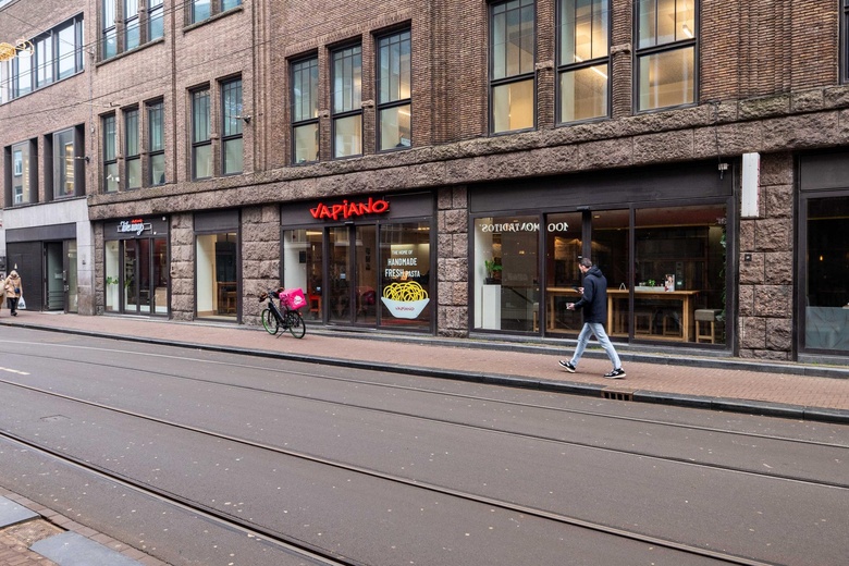 Bekijk foto 1 van Amstelstraat 2 - 4 Bekijk foto 1 van Amstelstraat 2 - 4