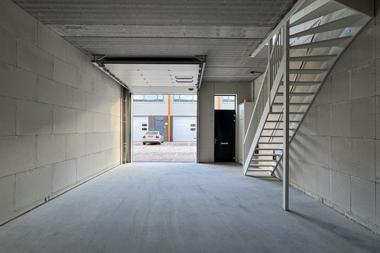 BedrijfsruimteaanIndustrieweg 12 L<br/> inZoeterwoude BedrijfsruimteaanIndustrieweg 12 L<br/> inZoeterwoude