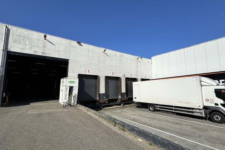 BedrijfsruimteaanDe Run 4444 - 4448<br/> inVeldhoven BedrijfsruimteaanDe Run 4444 - 4448<br/> inVeldhoven