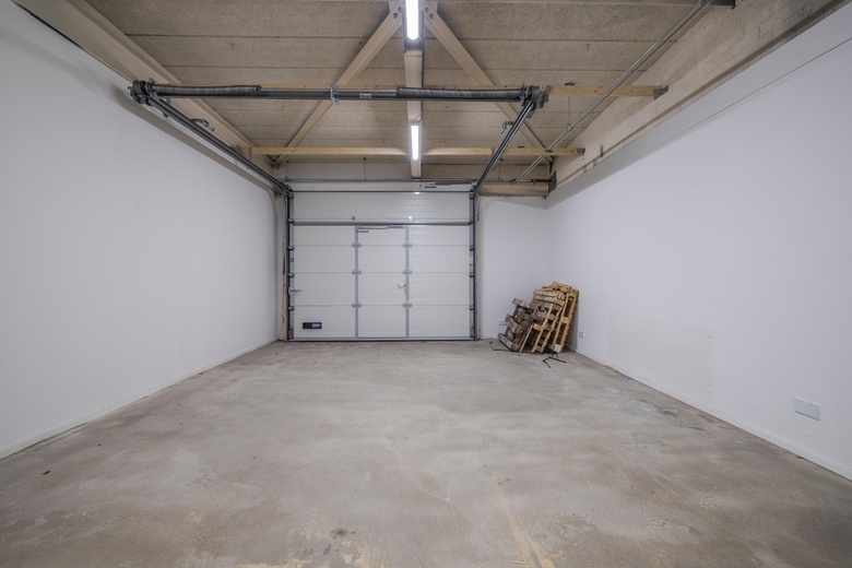 BedrijfsruimteaanDe Overmaat 30<br/> inArnhem