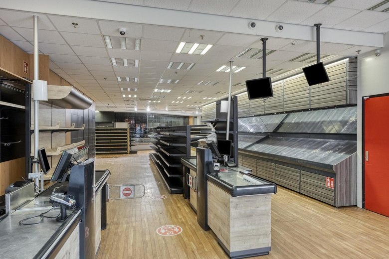 WinkelruimteaanUitslagsweg 93 3<br/> inHengelo WinkelruimteaanUitslagsweg 93 3<br/> inHengelo