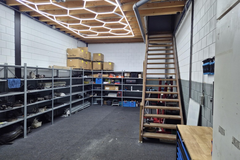 BedrijfsruimteaanElectronweg 7 B<br/> inHoorn