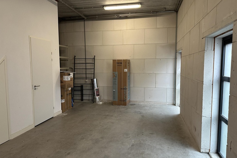 BedrijfsruimteaanA. van Leeuwenhoekweg 38 B 2<br/> inAlphen aan den Rijn BedrijfsruimteaanA. van Leeuwenhoekweg 38 B 2<br/> inAlphen aan den Rijn