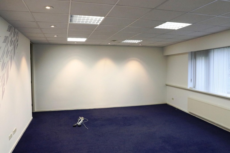 KantoorruimteaanMarconistraat 21<br/> inTiel KantoorruimteaanMarconistraat 21<br/> inTiel