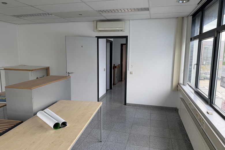 KantoorruimteaanKoperweg 11<br/> inAlphen aan den Rijn