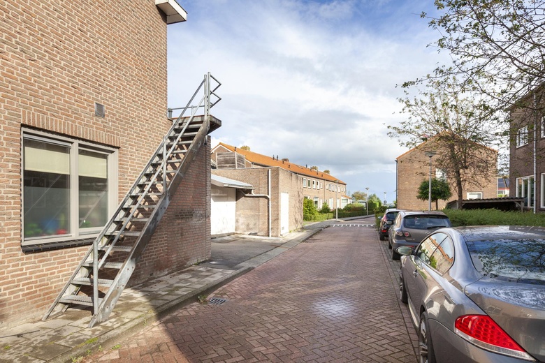 BedrijfsruimteaanW. Poolmanstraat 14<br/> inDriebruggen BedrijfsruimteaanW. Poolmanstraat 14<br/> inDriebruggen