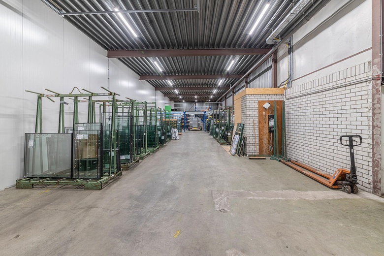 BedrijfsruimteaanZomerdijk 23<br/> inZaandam