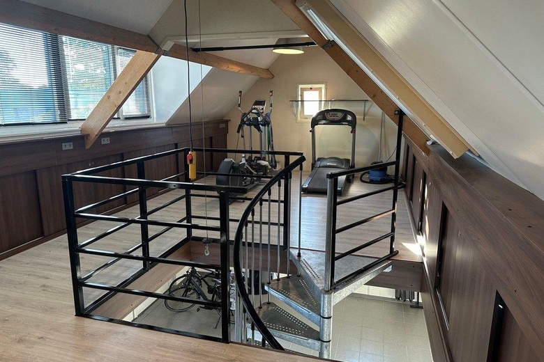 BedrijfsruimteaanHoofdstraat 91<br/> inZenderen