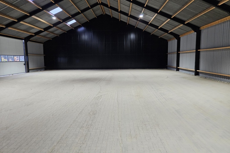 BedrijfsruimteaanValendonkstraat 12<br/> inBerghem