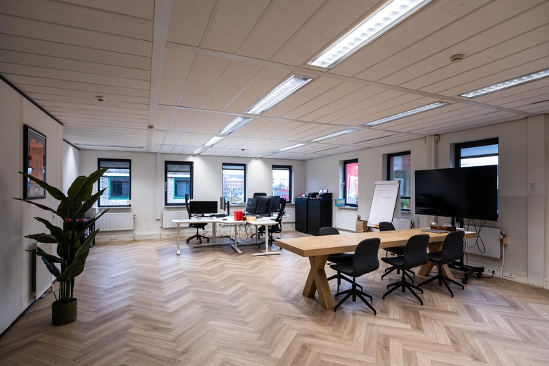 BedrijfsruimteaanVeldwade 14 - 16<br/> inNieuwegein