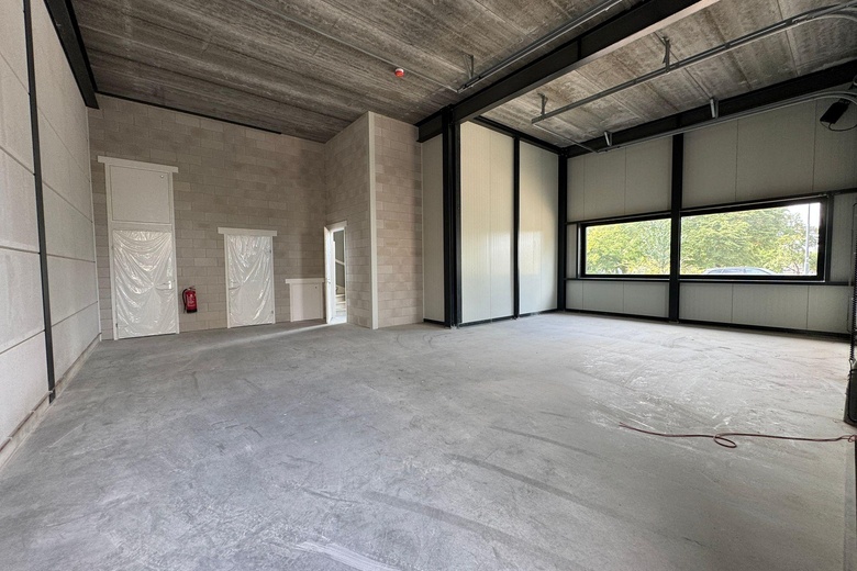 BedrijfsruimteaanHedikhuizerweg 15 A 1<br/> inDen Bosch