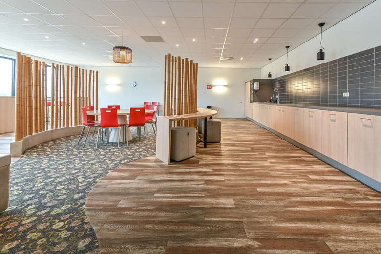 BedrijfsruimteaanDe Loetenweg 2<br/> inAmstelveen BedrijfsruimteaanDe Loetenweg 2<br/> inAmstelveen