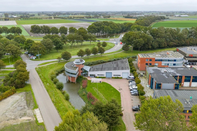 BedrijfsruimteaanDe Dijken 1<br/> inTuitjenhorn