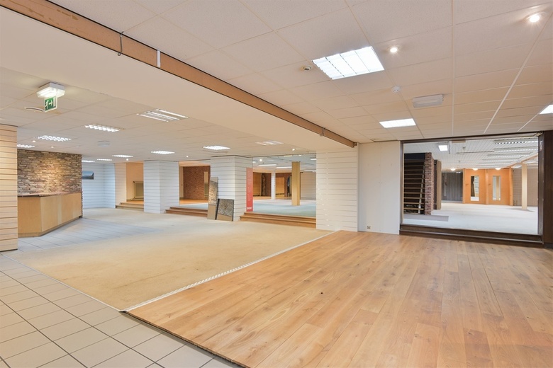WinkelruimteaanMolenstraat 10<br/> inLimbricht WinkelruimteaanMolenstraat 10<br/> inLimbricht
