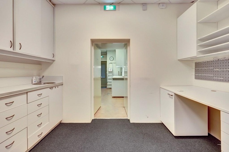 WinkelruimteaanRaadhuisplein 14<br/> inZeewolde WinkelruimteaanRaadhuisplein 14<br/> inZeewolde