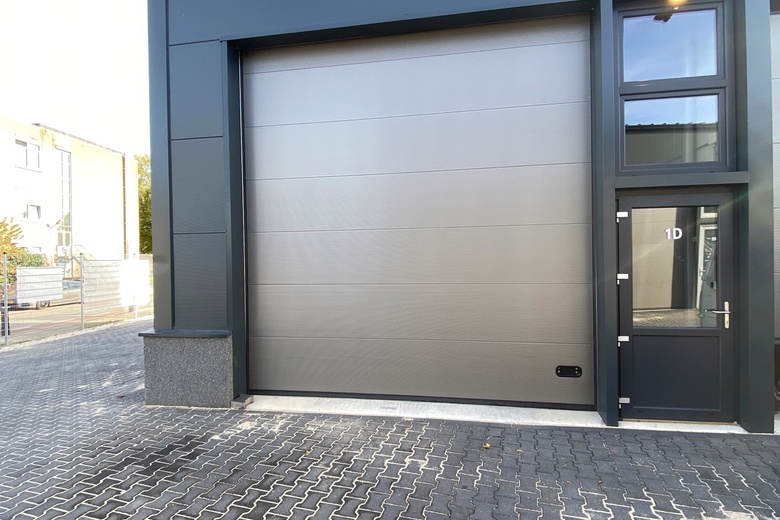 BedrijfsruimteaanErkenkamp 1 D<br/> inTegelen