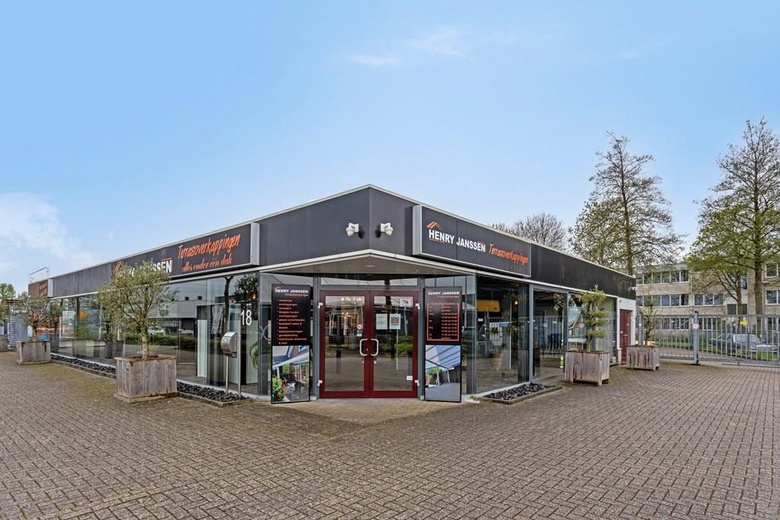 BedrijfsruimteaanBurghoffweg 18<br/> inRoermond