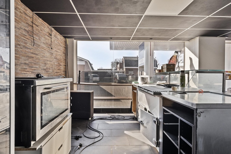 WinkelruimteaanOotmarsumsestraat 421<br/> inAlmelo