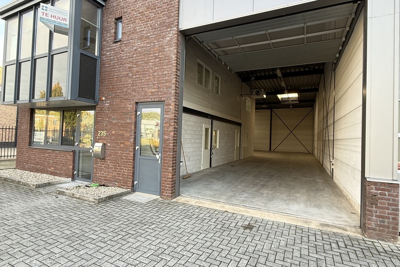 BedrijfsruimteaanJohn F. Kennedylaan 235<br/> inPanningen BedrijfsruimteaanJohn F. Kennedylaan 235<br/> inPanningen
