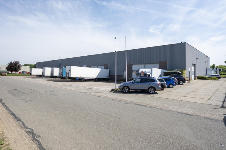 BedrijfsruimteaanKlarenanstelerweg 5<br/> inKerkrade BedrijfsruimteaanKlarenanstelerweg 5<br/> inKerkrade