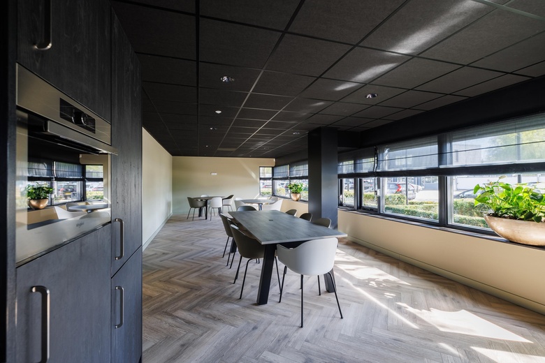 Kantoorruimte Apeldoorn - Sleutelbloemstraat 27 - Foto 8