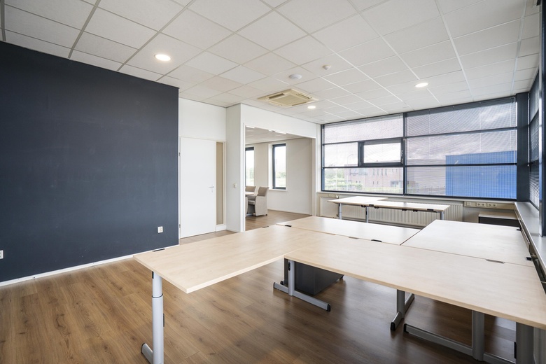 KantoorruimteaanAzewijnseweg 6<br/> inVuren