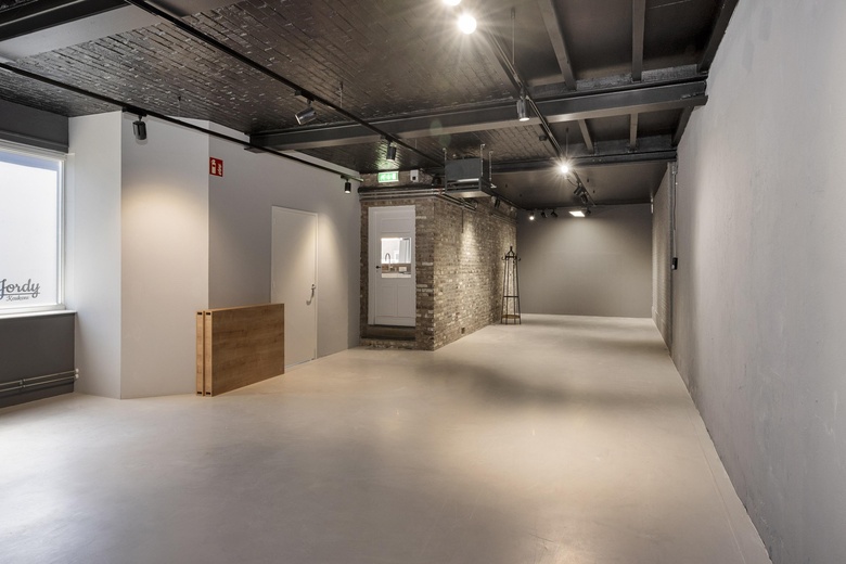 WinkelruimteaanHoutstraat 35 A<br/> inGrevenbicht