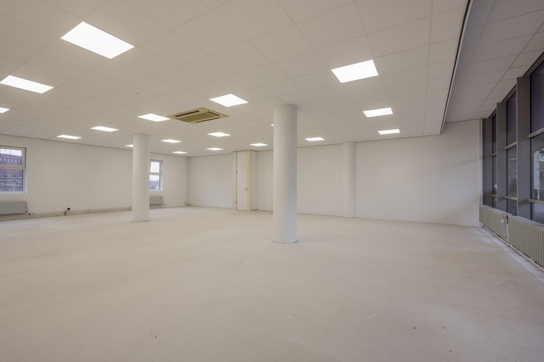 WinkelruimteaanStationsplein 7-9<br/> inAmersfoort