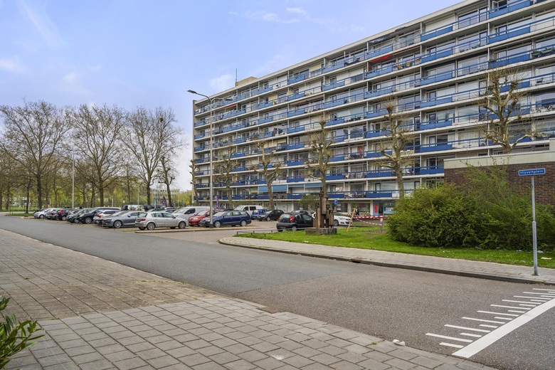 BedrijfsruimteaanHisveltplein 21 - 35<br/> inArnhem