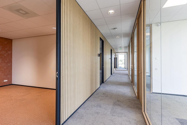 BedrijfsruimteaanPaderbornstraat 1<br/> inZwolle BedrijfsruimteaanPaderbornstraat 1<br/> inZwolle