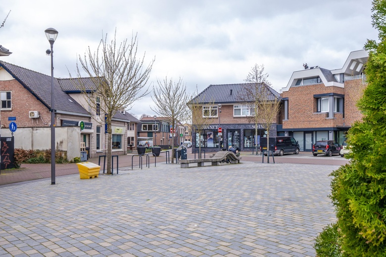 WinkelruimteaanSt. Werenfriedplein 9<br/> inElst WinkelruimteaanSt. Werenfriedplein 9<br/> inElst