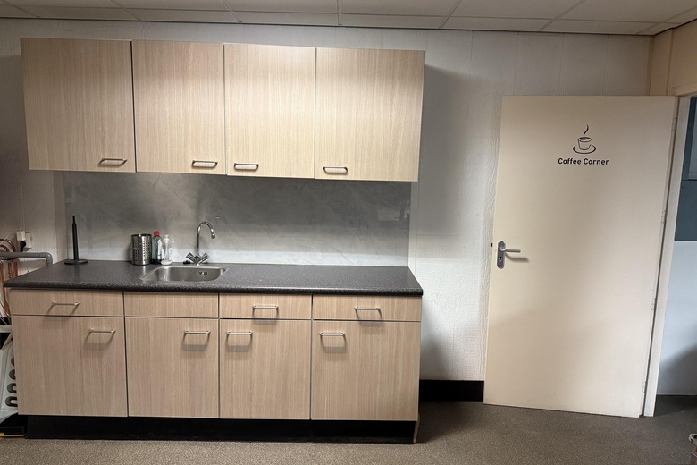 BedrijfsruimteaanHuygensweg 12<br/> inSchijndel