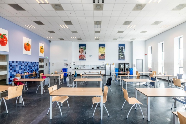 BedrijfsruimteaanSpoorlaan 12<br/> inBarendrecht BedrijfsruimteaanSpoorlaan 12<br/> inBarendrecht