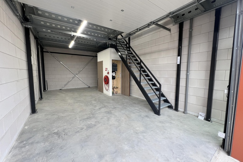 BedrijfsruimteaanEdisonstraat 18 E<br/> inNumansdorp