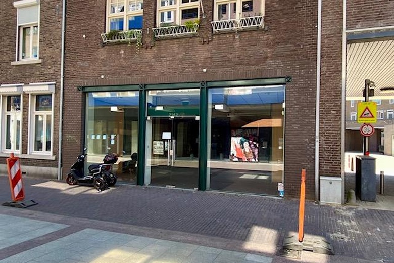 WinkelruimteaanKloosterwandstraat 22<br/> inRoermond WinkelruimteaanKloosterwandstraat 22<br/> inRoermond
