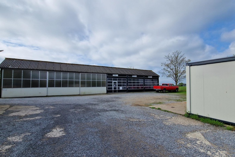 BedrijfsruimteaanHoofdweg 5<br/> inWaverveen BedrijfsruimteaanHoofdweg 5<br/> inWaverveen