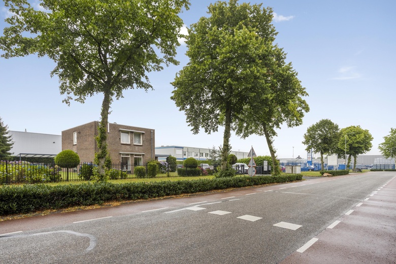 BedrijfsruimteaanFriezenweg 20<br/> inOss BedrijfsruimteaanFriezenweg 20<br/> inOss