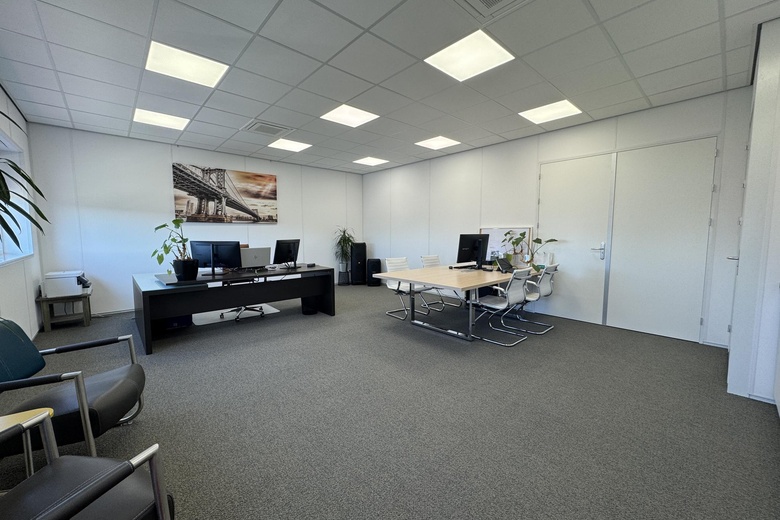BedrijfsruimteaanCarel Willinklaan 103 C<br/> inAlmere BedrijfsruimteaanCarel Willinklaan 103 C<br/> inAlmere