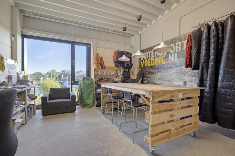 Bedrijfsruimte Hendrik-Ido-Ambacht - Kringloopweg 64 - Foto 11