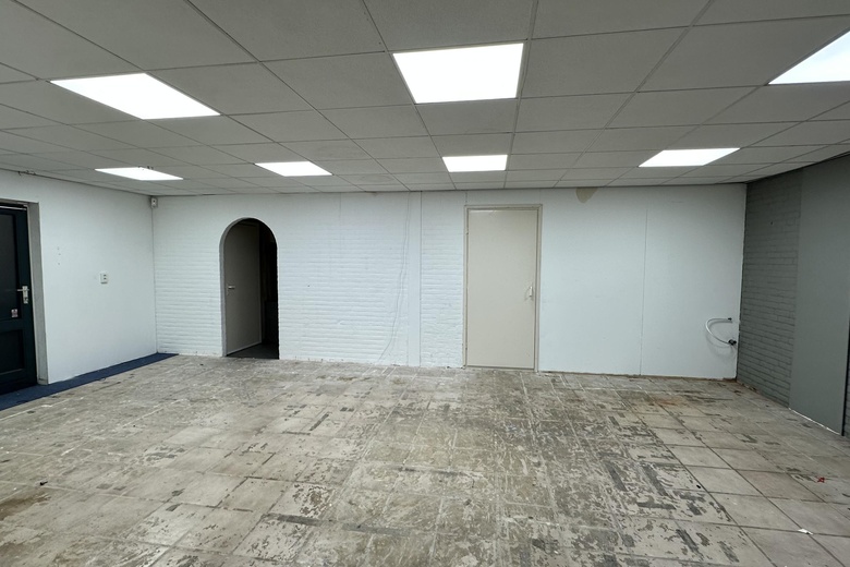 WinkelruimteaanRaadhuisstraat 30 A<br/> inRucphen WinkelruimteaanRaadhuisstraat 30 A<br/> inRucphen
