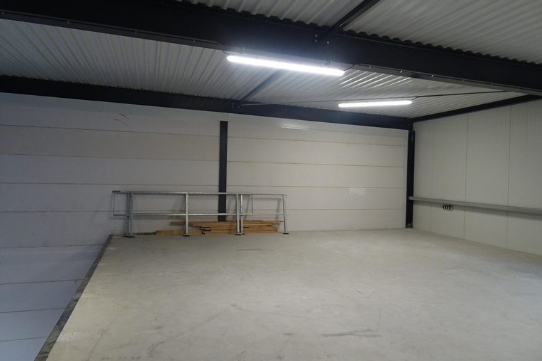 BedrijfsruimteaanJoh. Enschedeweg 112<br/> inUithoorn BedrijfsruimteaanJoh. Enschedeweg 112<br/> inUithoorn