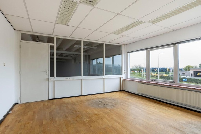 WinkelruimteaanKanaaldijk 32<br/> inWaddinxveen WinkelruimteaanKanaaldijk 32<br/> inWaddinxveen
