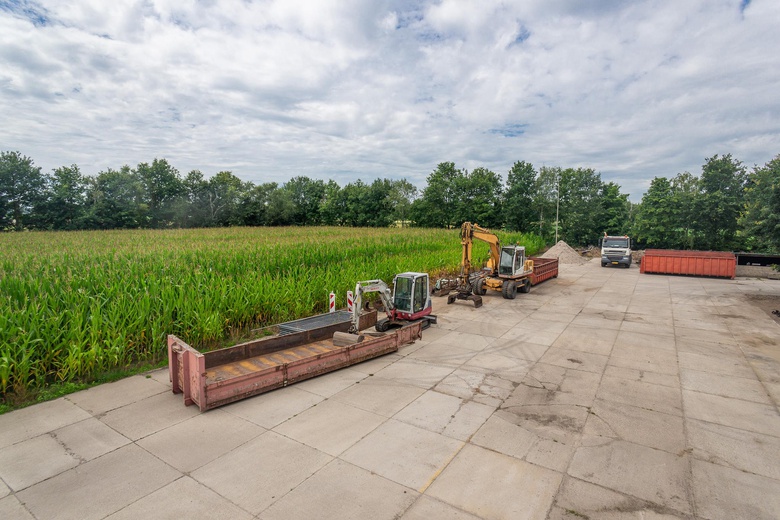 BedrijfsruimteaanLimburglaan 4<br/> inSomeren