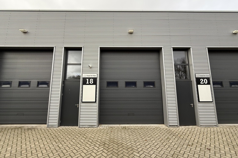 Bekijk foto 1 van Nassau Dwarsstraat 18