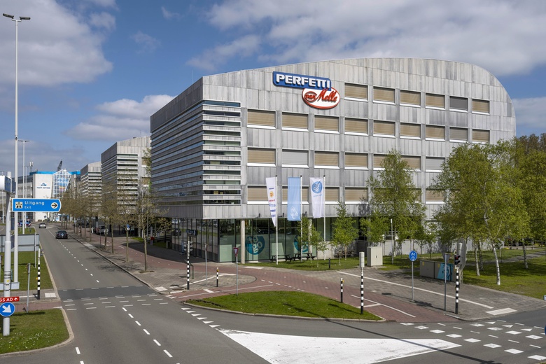 KantoorruimteaanStationsplein-ZW 983<br/> inSchiphol