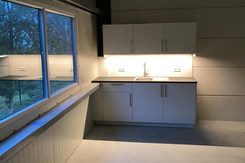 BedrijfsruimteaanJoh. Enschedeweg 112<br/> inUithoorn BedrijfsruimteaanJoh. Enschedeweg 112<br/> inUithoorn