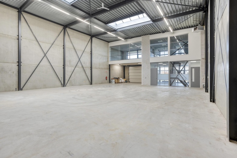 BedrijfsruimteaanAngelenweg 133<br/> inOss